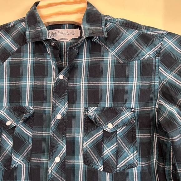 WindRiver plaid shirt Pearl snap modern fit lightweight size large - Picture 2 of 10
